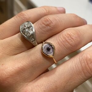 Eyeba ring